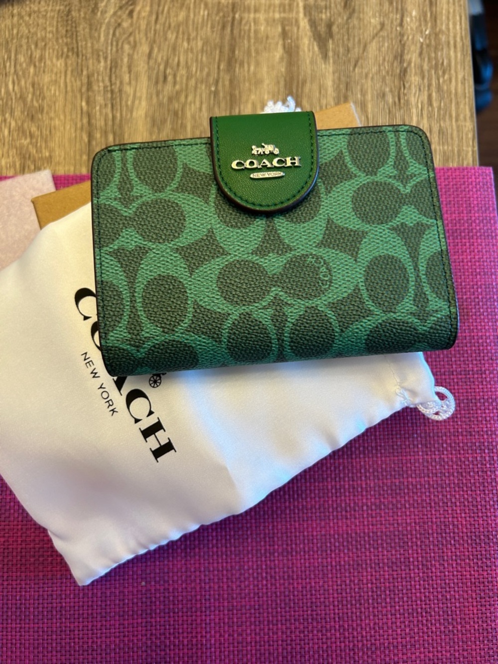 COACH Green Signature Medium Bifold Wallet